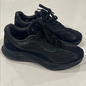 R.A.D. ONE Black Trainer